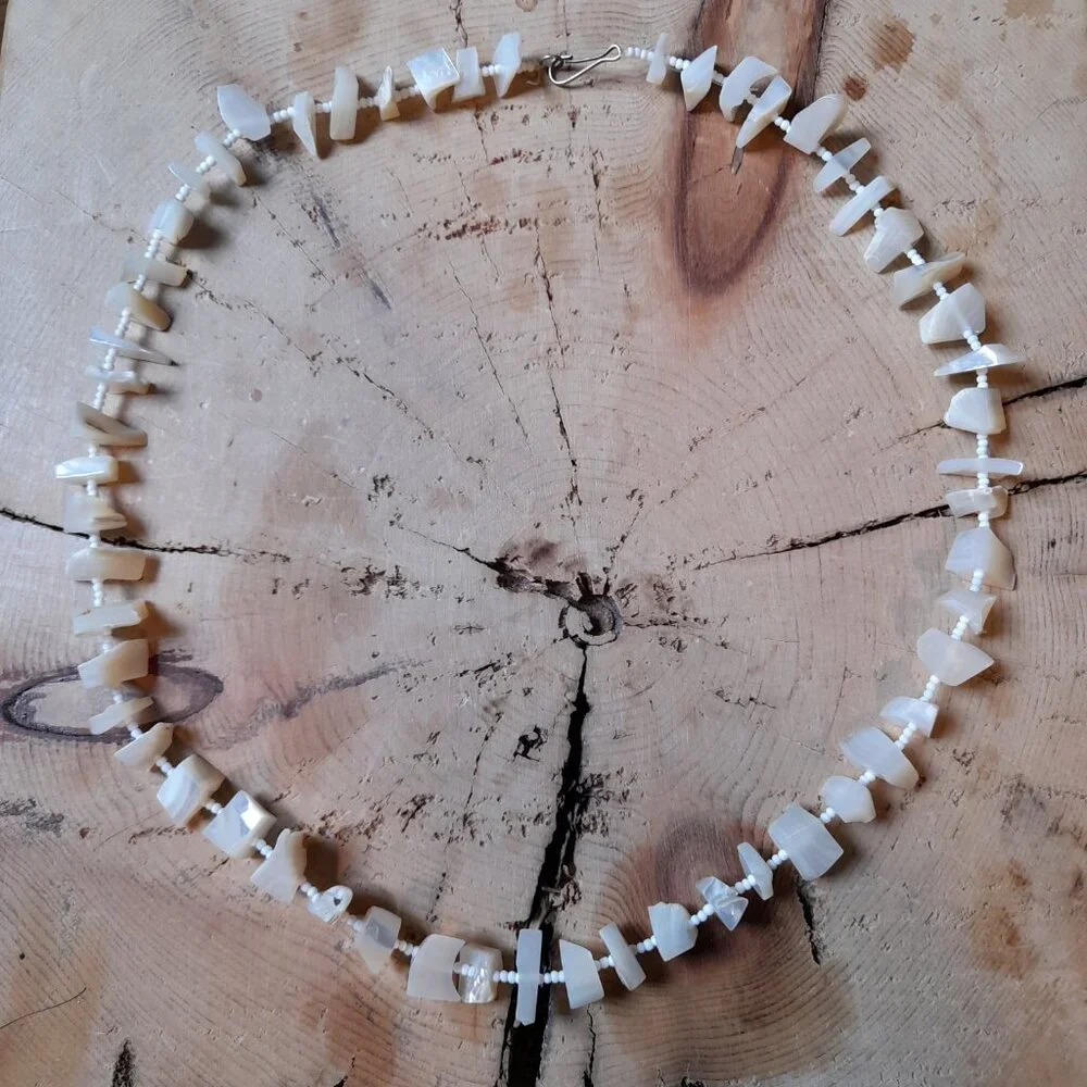 Chunky Shell Nugget Necklace Thick Tropical Beaded White Mother of Pearl - Picture 6 of 12
